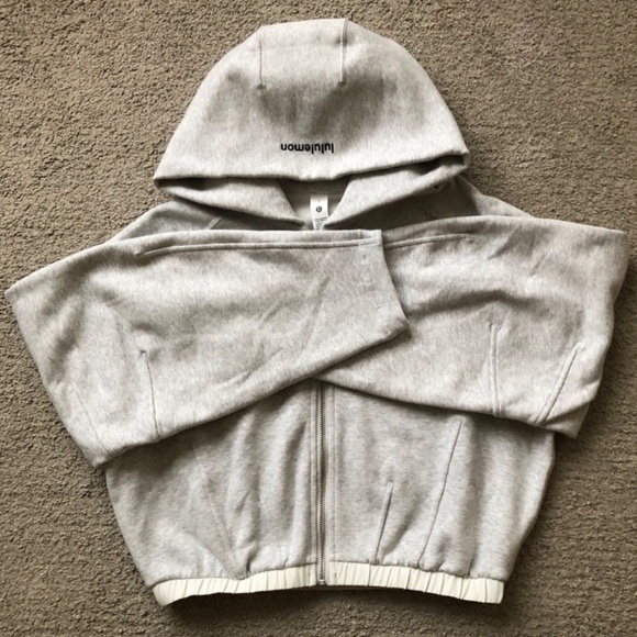 LULULEMON Relaxed Full Zip Crop Hoodie. - Picture 2 of 4
